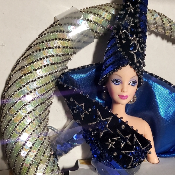 Sun Goddess Barbie and Moon Goddess Barbie Collectors Barbie never taken out - Picture 2 of 6